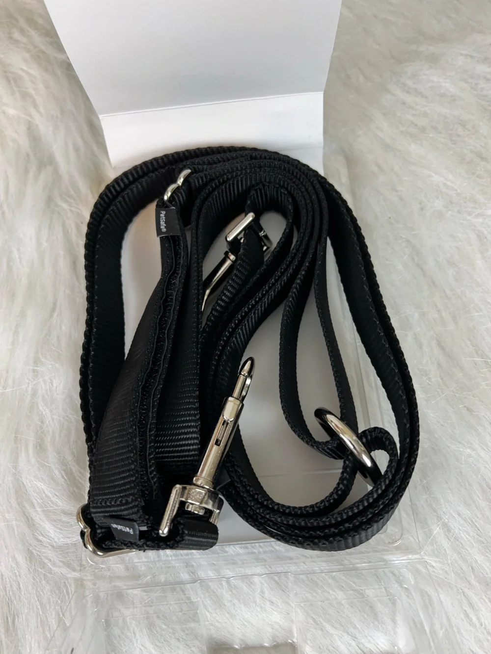 New in box PetSafe Hands Free Leash in Black